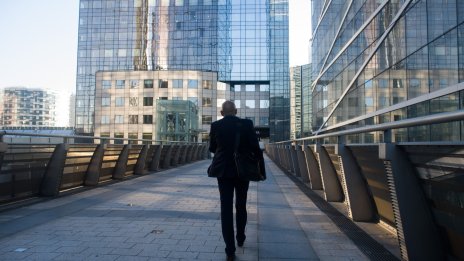 Натискът върху световната икономика ще повиши сделките за продажба и обратно наемане на имоти