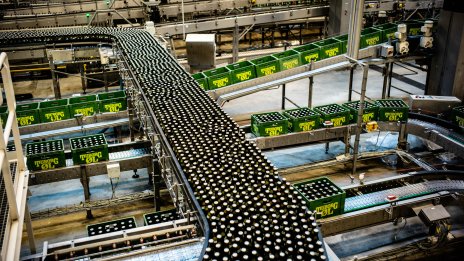 Carlsberg очаква ръст на печалбата, като по-ниските разходи компенсират слабото търсене