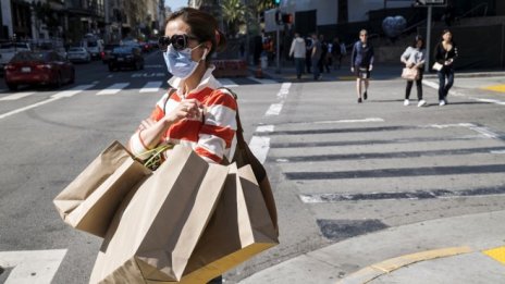 "Галъп": Българите вече не вярват, че строгите мерки срещу COVID работят