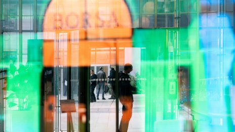 Европейските борси се оцветиха в червено след разпродажба на банкови акции 