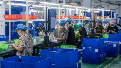 Промишлените печалби в Китай отбелязват първия си годишен ръст от 2021 г.