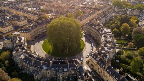 Цените на британските жилища са отбелязали най-слабия си ръст от април 2024 г.