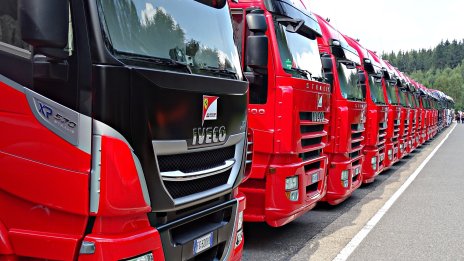 Дизелът остава доминиращо гориво при продажбите на камиони през 2022 г.