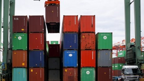 Износът на България скача с 11% през първото полугодие