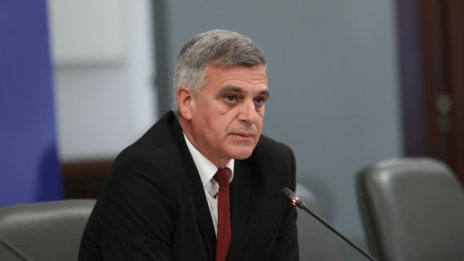 Стефан Янев освободи от длъжност трима зам.-министри
