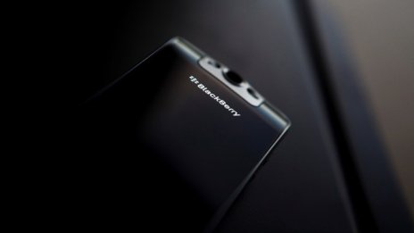 BlackBerry изненада приятно анализаторите