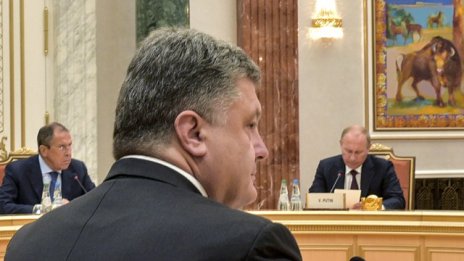 Кризисната среща за Украйна в Минск потъна в празни обещания