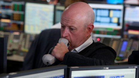 Борсовият срив унищожи 5 трлн. долара за часове, изчисляват експерти