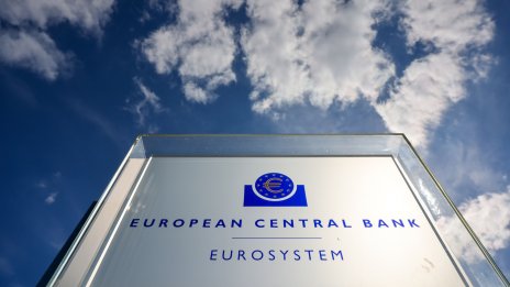 Паричните мениджъри в Европа очакват още по-високи лихви