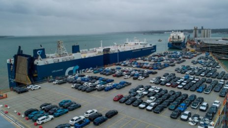 Brexit без сделка натоварва с още 55 млрд. паунда британските автомобилни концерни