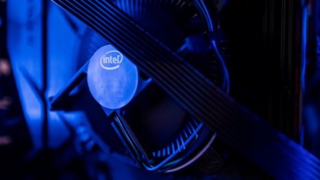 Intel: Доставяме 90% от продуктите си навреме