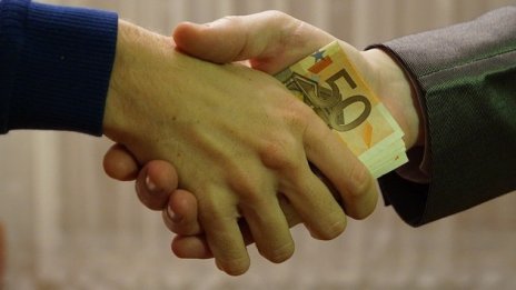 АФИС: За 58% от българите корупцията нараства