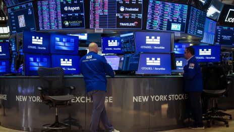 Анализатор: Несигурността около митата замъглява прогнозите за икономиката на САЩ