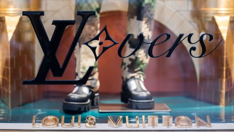 Отчетът на LVMH повиши капитализацията на луксозните компании със 70 млрд. долара