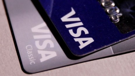 Потребителските разходи подкрепиха ръста на печалбата на Visa