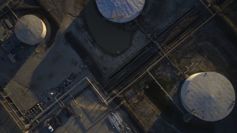 Петролът поскъпва, докато пазарът очаква детайли за плана за ценовия таван*