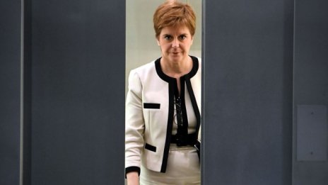 Хазартната игра на Борис Джонсън с Brexit рискува да запали шотландски бунт