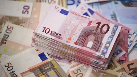 Първото лихвено понижение на ЕЦБ - добър сигнал за пазарите и инвеститорите в Европа