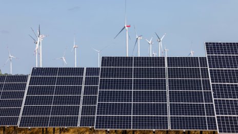 Капиталовите пазари могат да бъдат впрегнати в полза на зеления преход