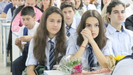 ЧПГДН СофтУни Светлина подготвя следващото поколение експерти