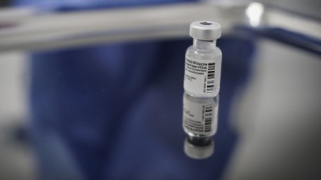 Ваксината на Pfizer може да се съхранява и в обикновен фризер