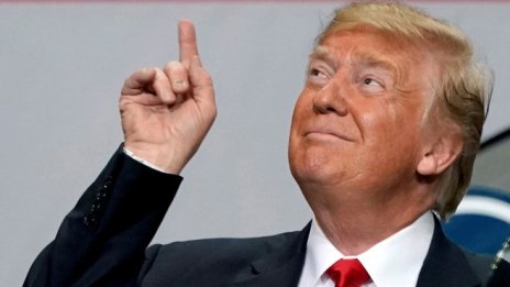 Разкритията около Тръмп няма да повлияят на твърдия му електорат