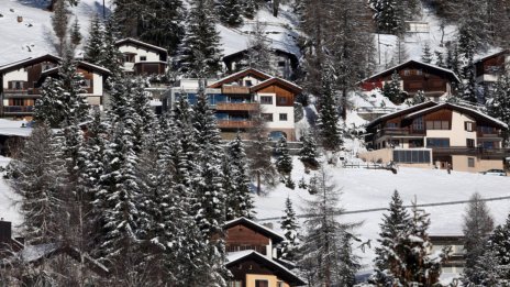 Компании за офис строителство в Източна Европа се пренасочват към хижи в Швейцария