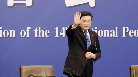 Китай: САЩ помагат на Тайван, а ни казват да не помагаме на Русия?