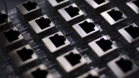 Малко известните компании всъщност са двигателят на електромобилната революция 