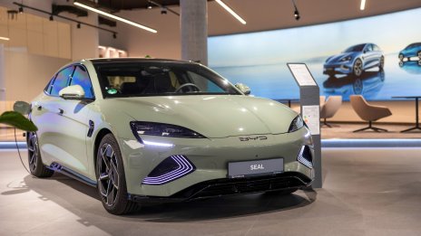 Китайските марки засенчват Renault по продажби в Европа 
