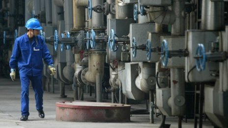 Петролът остава в хватката на геополитиката в следващите два месеца