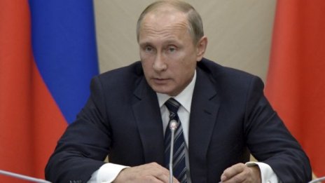 Как хватката на Путин нанася удар върху руската икономика