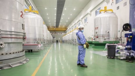 Caixin: Фабричната активност в Китай отново се е свила през ноември