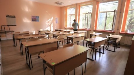 Индивидуалните часове и изпити в училище ще се провеждат без Covid тестове