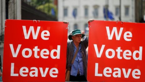 Лондон готви небивала пропагандна кампания за твърд Brexit?