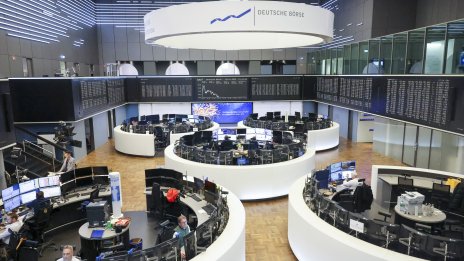 Продължаващата несигурност в търговията помрачи нагласите на европейските фондови пазари