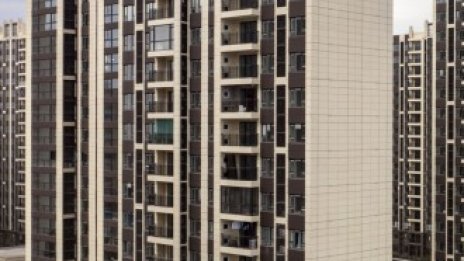 Имотната криза в Китай стопи наполовина състоянието на най-богатата азиатка