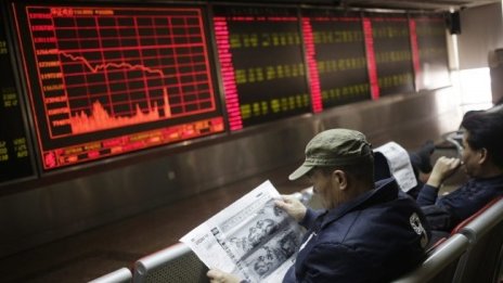 Hang Seng поведе спадовете в Азия на фона на опасенията заради COVID