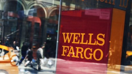 Освобождаването на резерви подкрепи печалбата на Wells Fargo