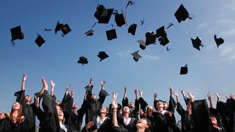 ИПИ: Съществува голямо разминаване в дела на висшистите на регионално ниво