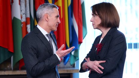 Парламентът задължи служебния кабинет да внесе ратификация за Съвета за мир на Тръмп