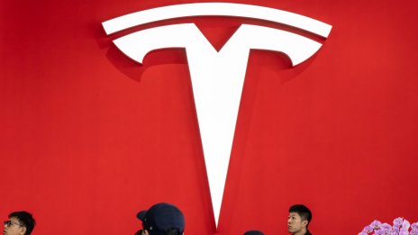 WSJ: Tesla обмисля продажбата на китайския си бизнес преди евентуално сливане със SpaceX