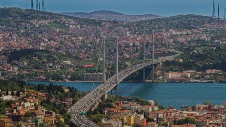 Сделките с имоти в Турция скочиха с 43% годишно през април