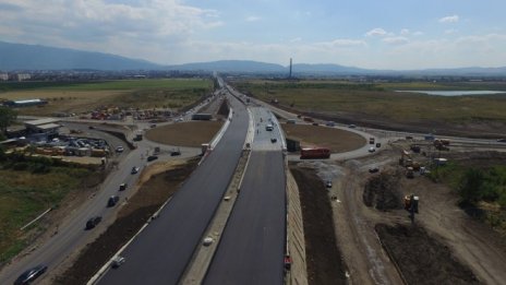 З. Здравков: Възстановяването на земеделски земи в реални граници в София е грешка