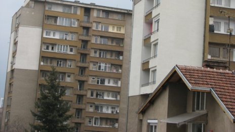 Регионалното министерство започва проверки за проблеми при санирани сгради