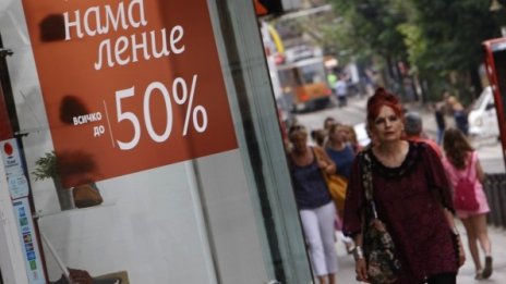 Търговията с компютри е активна и през юни