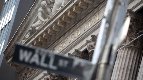 Wall Street е в очакване на протокола на Фед от заседанието през юли*