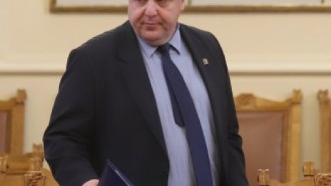 Каракачанов: Положението по границата с Турция е спокойно
