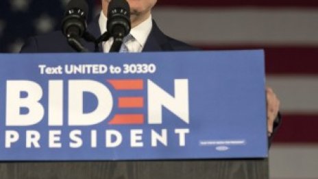 Джо Байдън "възкръсна" с убедителна победа в Южна Каролина