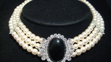 Продажба на скъпи бижута по интернет? Защо не!